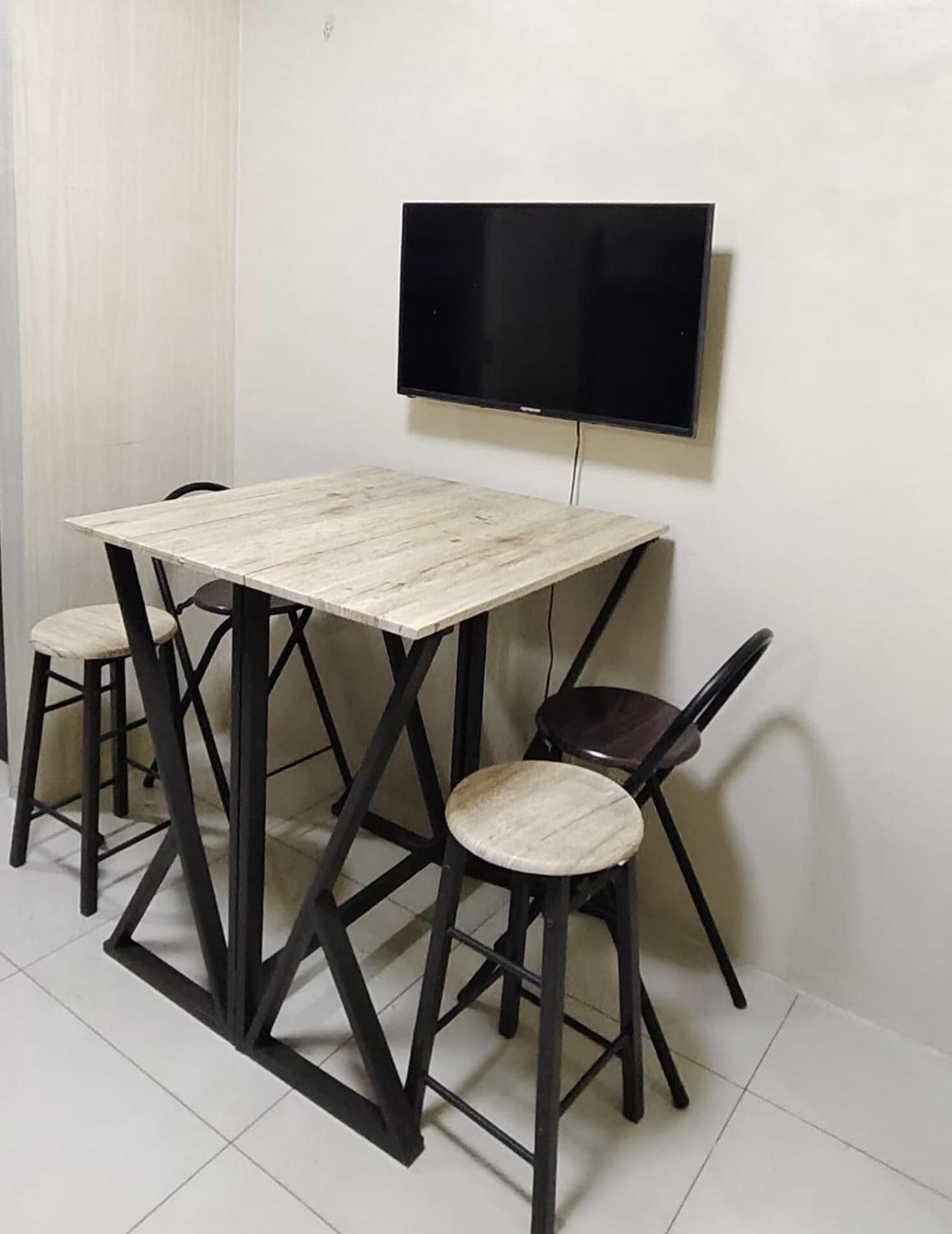 Aircon Budget For 4 Persons In Makati